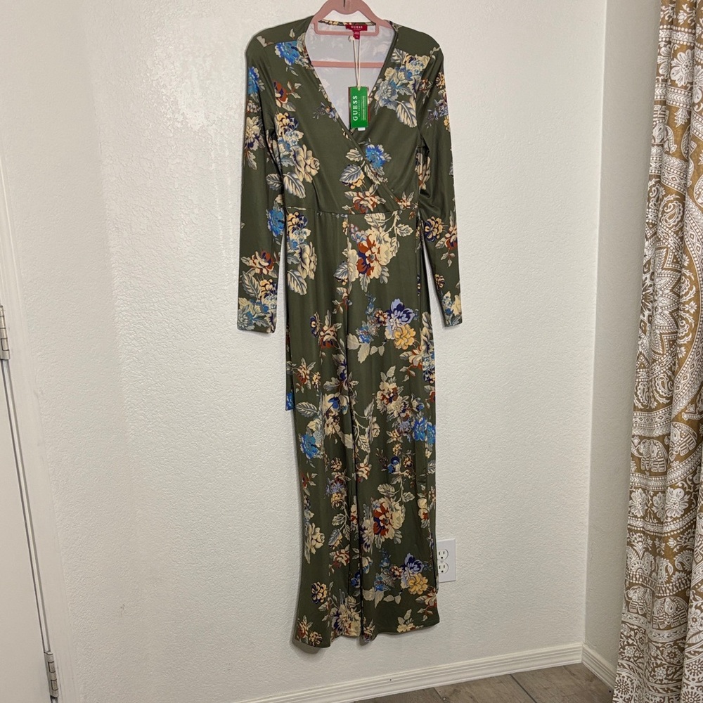 GUESS: Floral Long Sleeve jumper.
